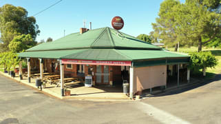 'Wombat Hotel' 95 Wombat Road, Wombat Via Young NSW 2594