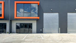 Unit 11 32 Rockfield Way Ravenhall VIC 3023