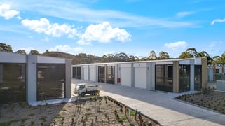 4 Units Left/2 Fleet Close Tuggerah NSW 2259