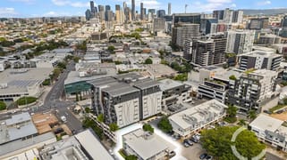 1 & 2 / 76 Doggett Street Newstead QLD 4006