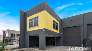 30A Yellowbox Drive Craigieburn VIC 3064