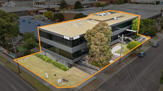 1064 Centre Road Oakleigh South VIC 3167