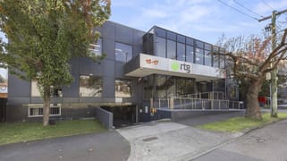 15-17 Shierlaw Avenue Canterbury VIC 3126