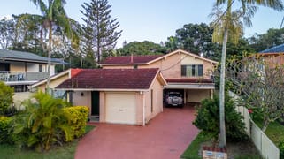 15 Tallebudgera Drive Palm Beach QLD 4221