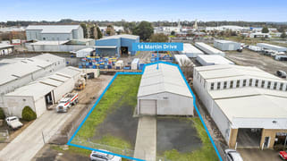 14 Martin Drive Delacombe VIC 3356