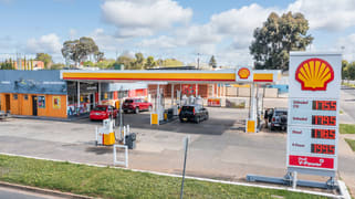 98 Kurrajong Avenue Leeton NSW 2705