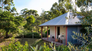 2/5 Swiss Mount Avenue Hepburn Springs VIC 3461