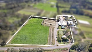 21-23 Parker Road Silvan VIC 3795