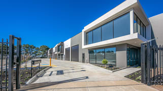 24 Pioneer Way New Gisborne VIC 3438