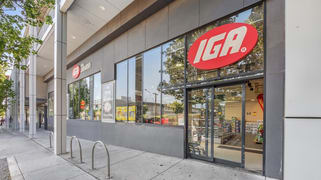IGA, 12-20 Nicholson Street Coburg VIC 3058