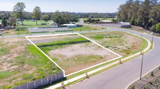 23 Creek Crescent Beerwah QLD 4519