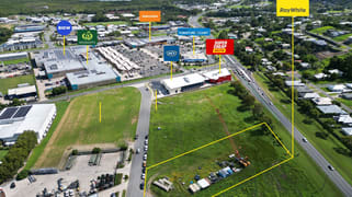 17-19 Central Avenue Cannonvale QLD 4802