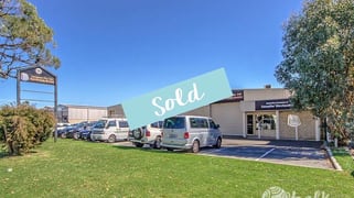 4/11 Day Rd Rockingham WA 6168