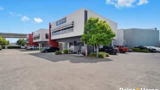 4/8 Navigator Place Hendra QLD 4011