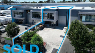 2/32 Burgess Street Brooklyn VIC 3012