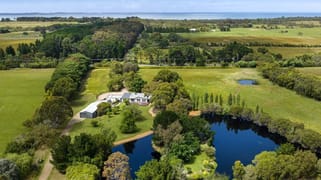 112 Sandy Point Rd Balnarring VIC 3926