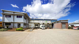 113-115 Kenny Street Portsmith QLD 4870
