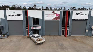 2/32 Bate Close Pakenham VIC 3810