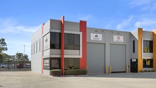 Unit 1/80 Mills Road Braeside VIC 3195