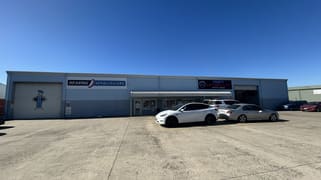 8a Holland Drive Melton VIC 3337