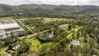 2 Halls Road Luscombe QLD 4207