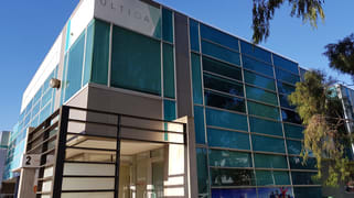 Whole building/Unit 2, 31 Sabre Drive Port Melbourne VIC 3207