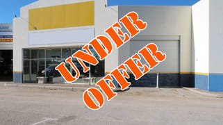 2/8 Paramount Drive Wangara WA 6065