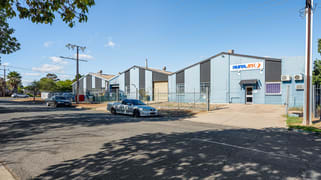 Whole Property/25 Barfield Crescent Edinburgh North SA 5113