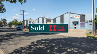 Whole Property/25 Barfield Crescent Edinburgh North SA 5113