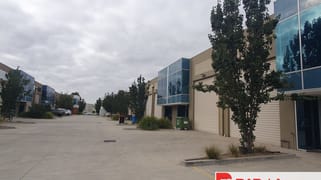 8/22 Makland Drive Derrimut VIC 3026