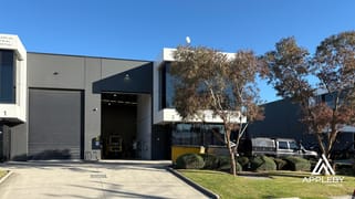 2/8 KEARNEY Bayswater VIC 3153