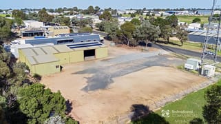 16 Giles Street Bairnsdale VIC 3875
