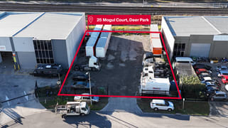 25 Mogul Court Deer Park VIC 3023