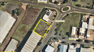 5-7 Walters Drive Harristown QLD 4350