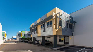 24/547 Woolcock Street Mount Louisa QLD 4814