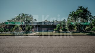 Whole of Property/8 Bell Street Moura QLD 4718