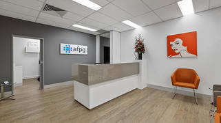 2/17 Burgundy Street Heidelberg VIC 3084