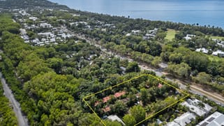 115 & 117 Davidson Street Port Douglas QLD 4877 115 & 117 Davidson Street Port Douglas QLD 4877