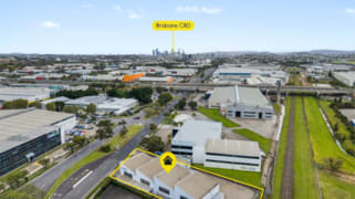 1084-1086 Kingsford Smith Drive Eagle Farm QLD 4009
