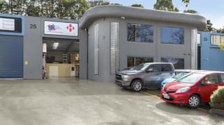 Unit 2, 21-25 Redland Drive Mitcham VIC 3132