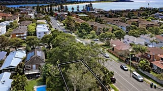 66 Griffin Road North Curl Curl NSW 2099