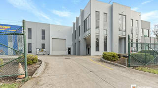 34 Lillee Crescent Tullamarine VIC 3043