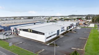 305-309 Taylor Street Wilsonton QLD 4350