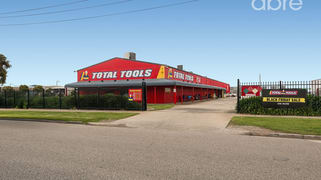 4 Livestock Way Pakenham VIC 3810