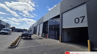 7/56-68 Eucumbene Drive Ravenhall VIC 3023