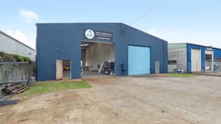 11 Latcham Drive Caloundra West QLD 4551 11 Latcham Drive Caloundra West QLD 4551