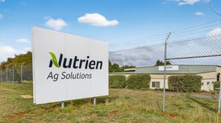 Entire Property/158 Emu Bay Road Deloraine TAS 7304