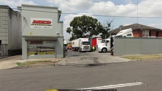 2 Omnibus Road Kingsgrove NSW 2208
