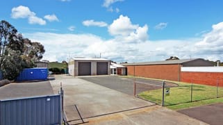 15 Geary Place North Nowra NSW 2541