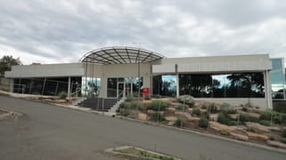 272-274 Maroondah Hwy Chirnside Park VIC 3116